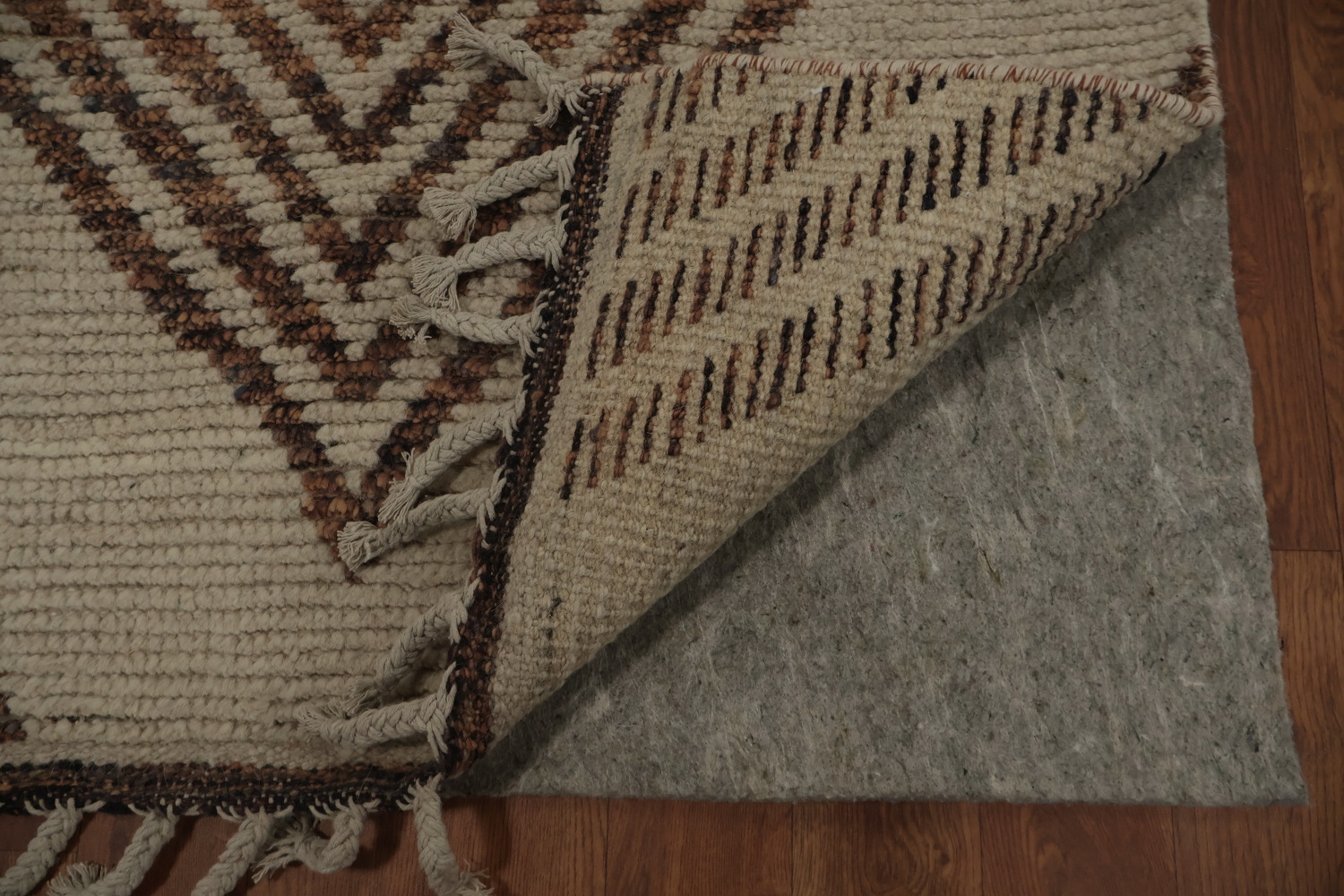 Striking Symmetry Moroccan Area Rug 8x11 for Stylish Interiors