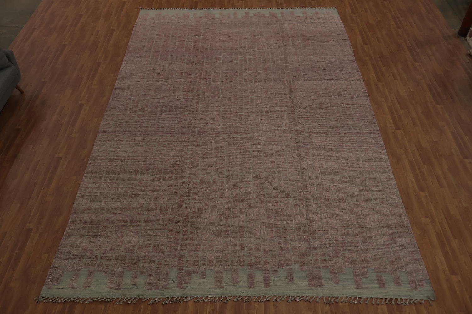 Stylish Moroccan Large Rug 12x18 for a Subtle and Classy Room Ambiance