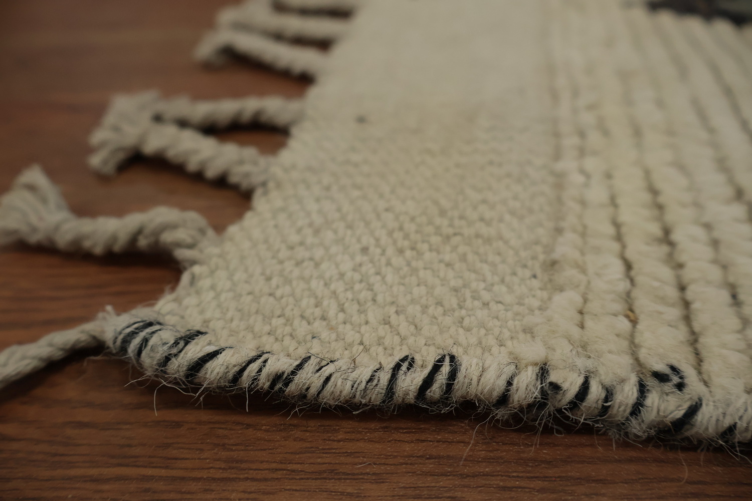 Add Texture with a Chic Tribal Design Moroccan Area Rug 8x12