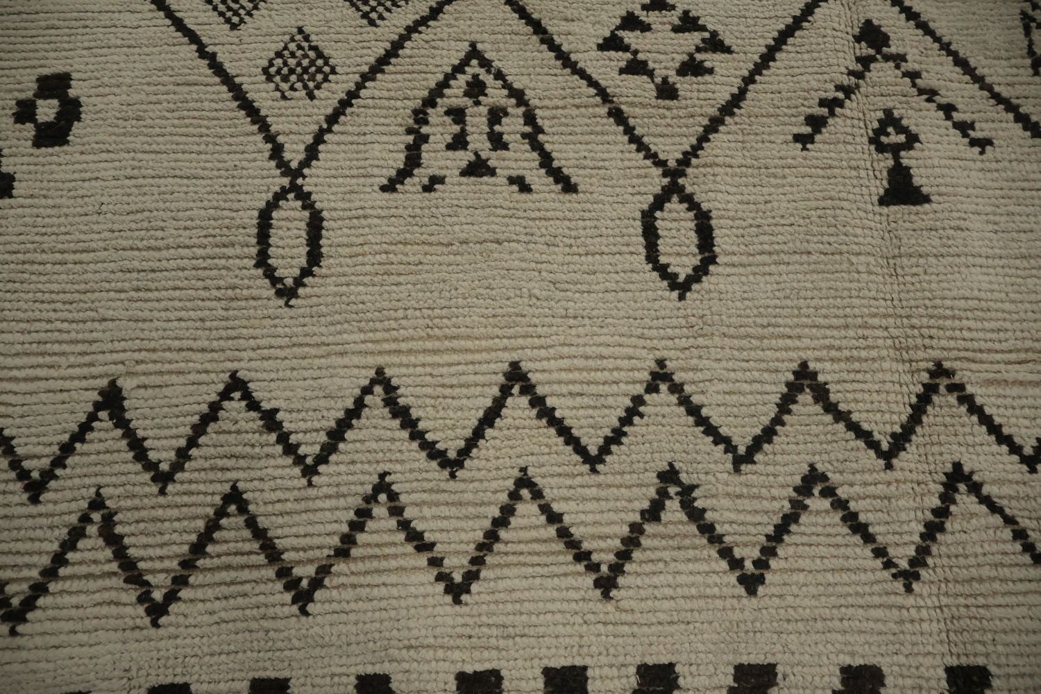 Ivory Trellis Wool Moroccan Living Room Rug 7x10