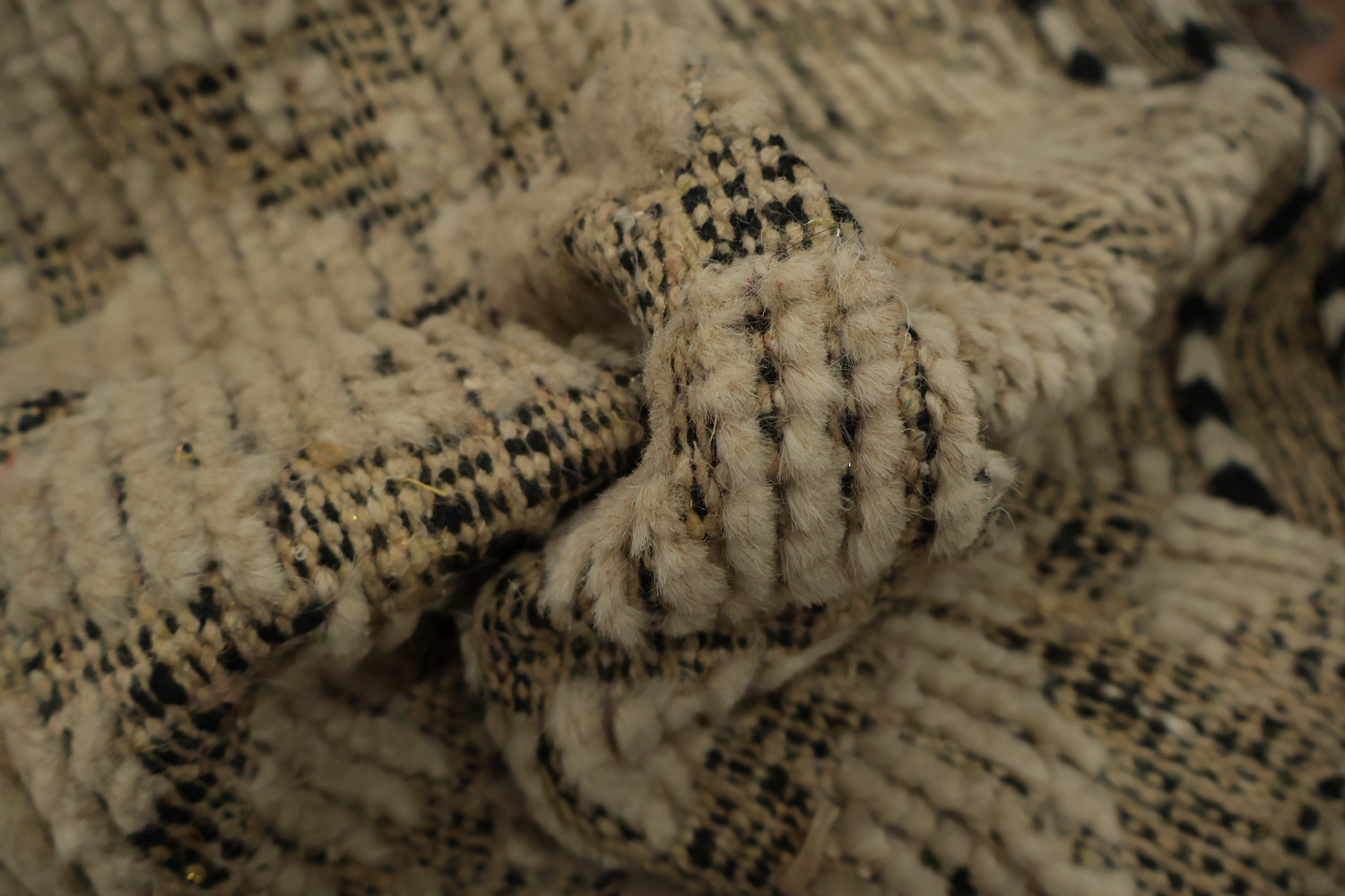 Sophisticated Moroccan Area Rug 9x13 with Unique Chevron Detailing