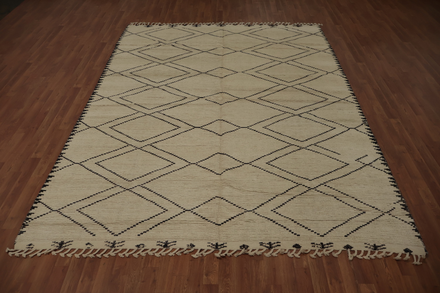 Trellis Geometric Ivory Moroccan Wool Area Rug 8x11