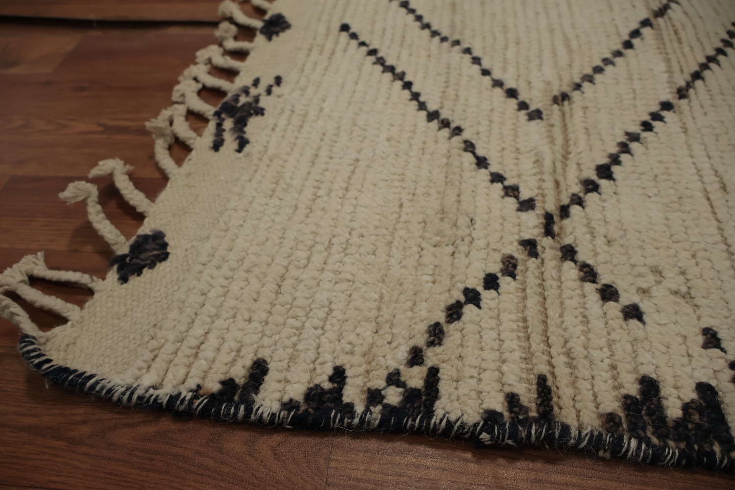 Trellis Geometric Ivory Moroccan Wool Area Rug 8x11