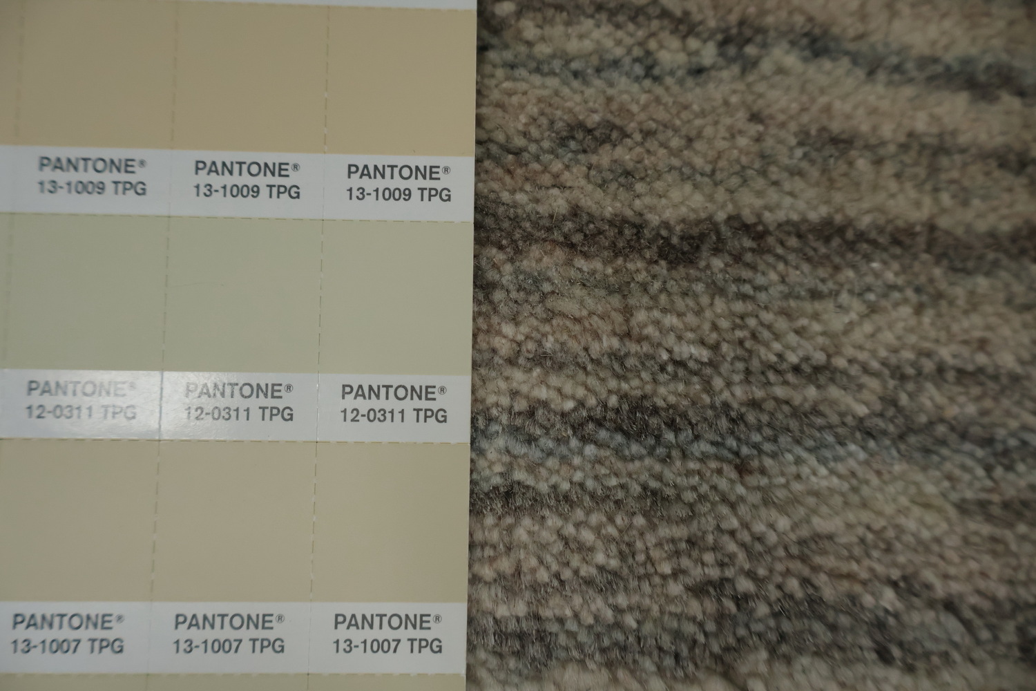Sophisticated Gray Gabbeh Area Rug Featuring Delicate Tiny Motifs 8x8