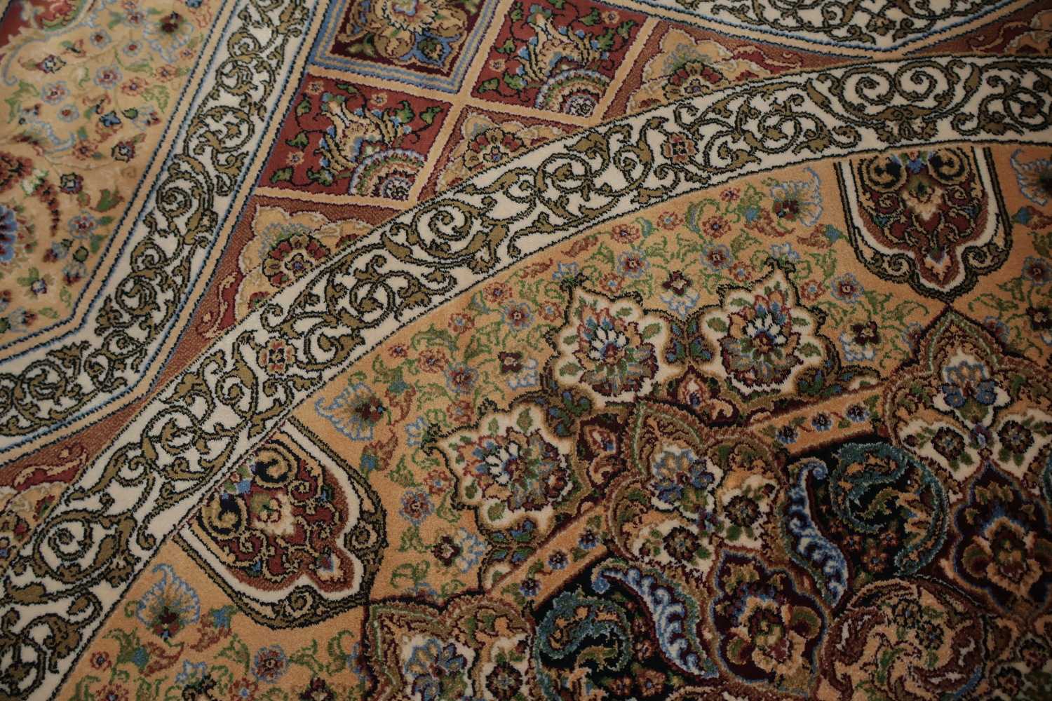 Classic Qum Area Rug 7x10 with Ornamental Pattern and Rich Hues