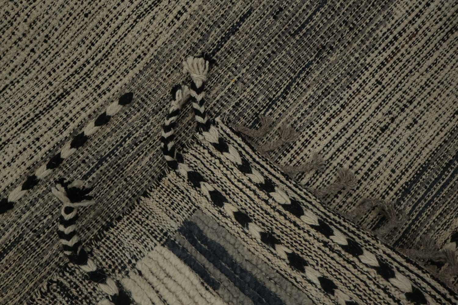 Abstract Moroccan Large Area Rug 9x13 for Minimalist Living Areas