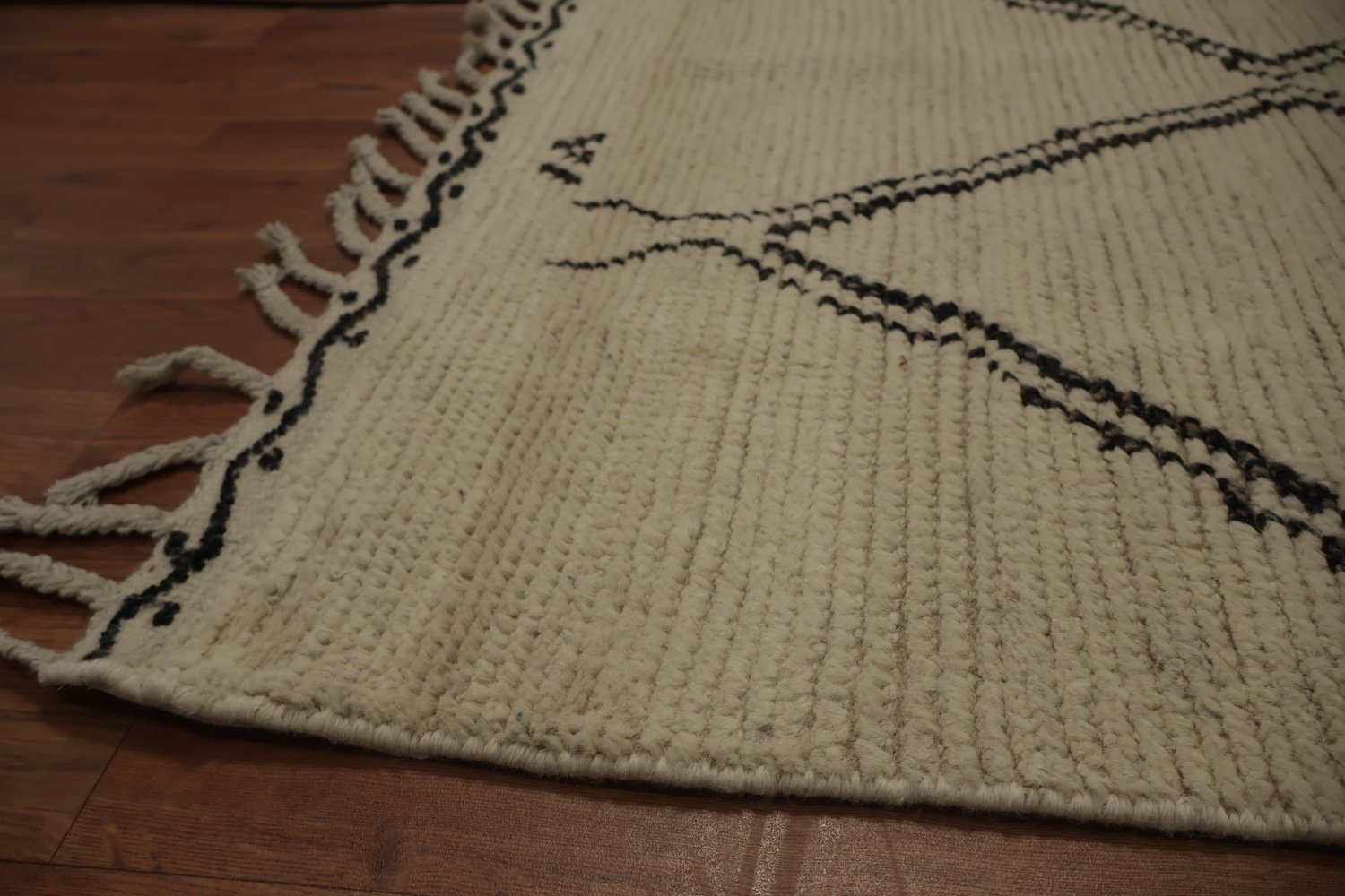 Add Warmth and Style with Diamond Designed Moroccan Area Rug 8x11