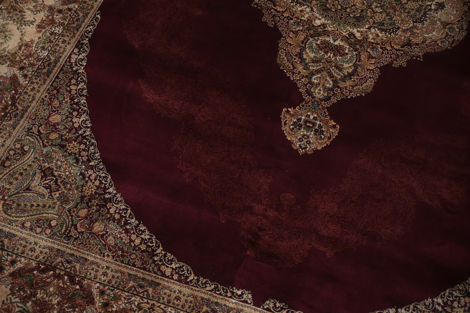 Stunning Traditional Qum Area Rug 6x10 with Intricate Burgundy Motif