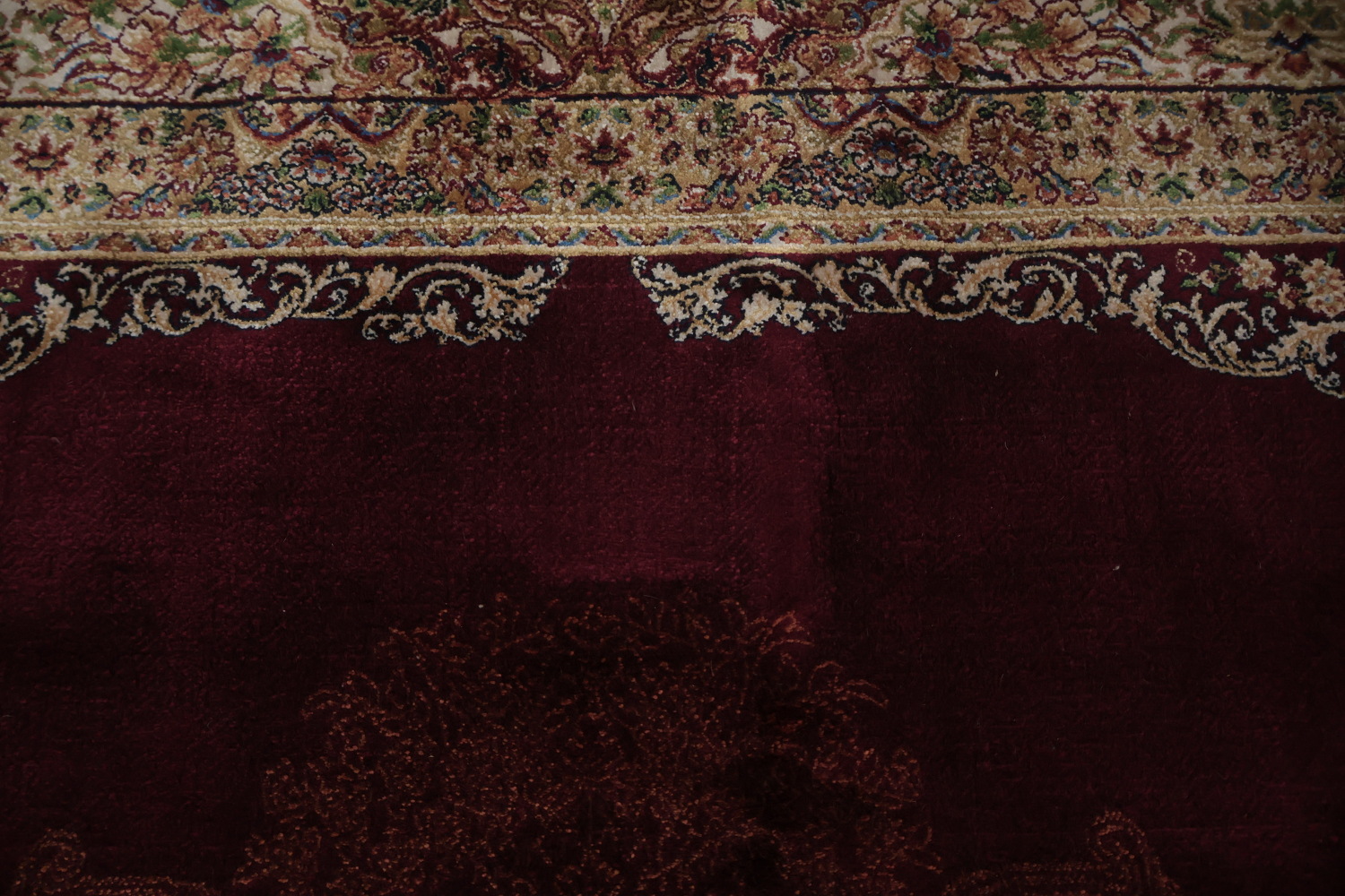 Stunning Traditional Qum Area Rug 6x10 with Intricate Burgundy Motif