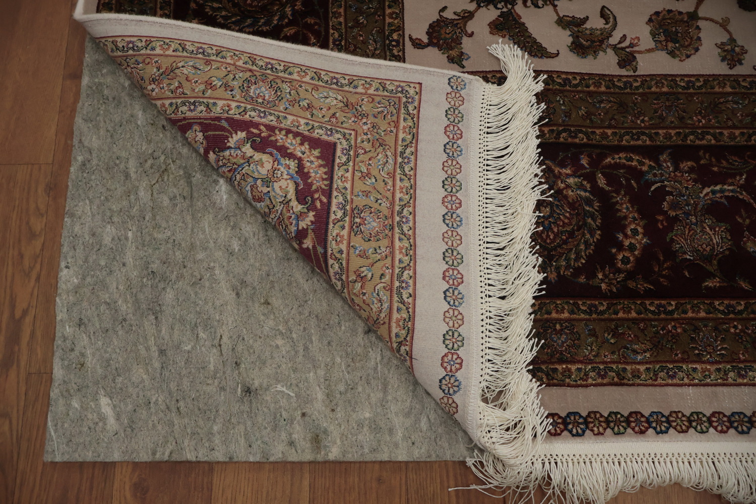 Timeless Beauty Floral Patterned Qum Area Rug 6x10