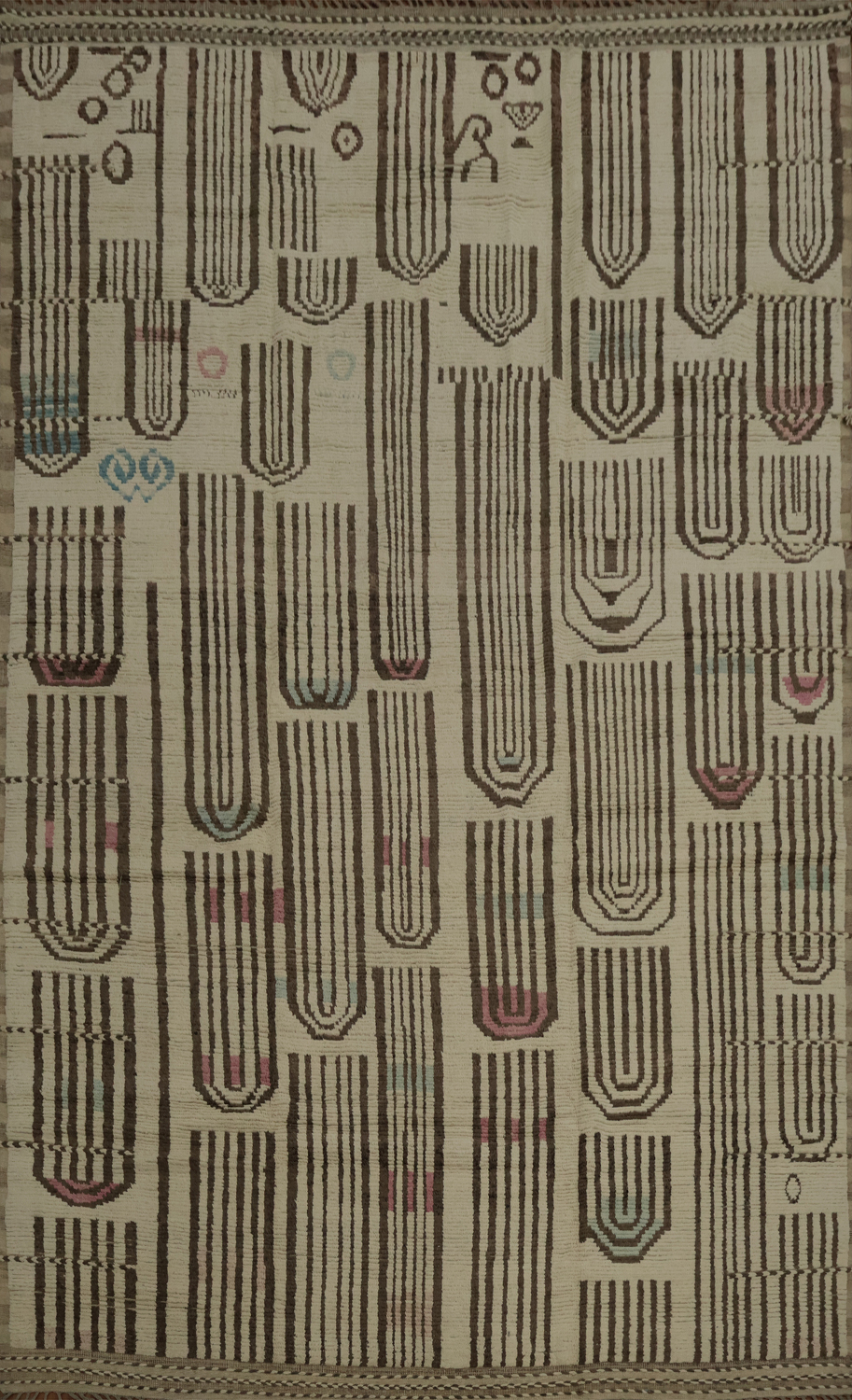 Moroccan Large Rug 11x16 with Simple U-Elements for Modern Homes