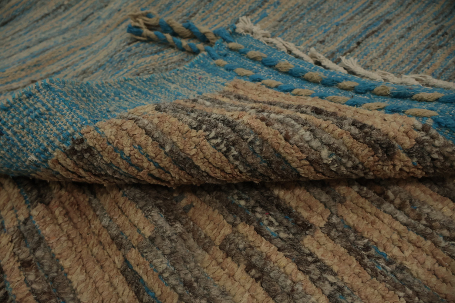 Handcrafted Moroccan Area Rug 9x13 Perfect for Living Room Elegance