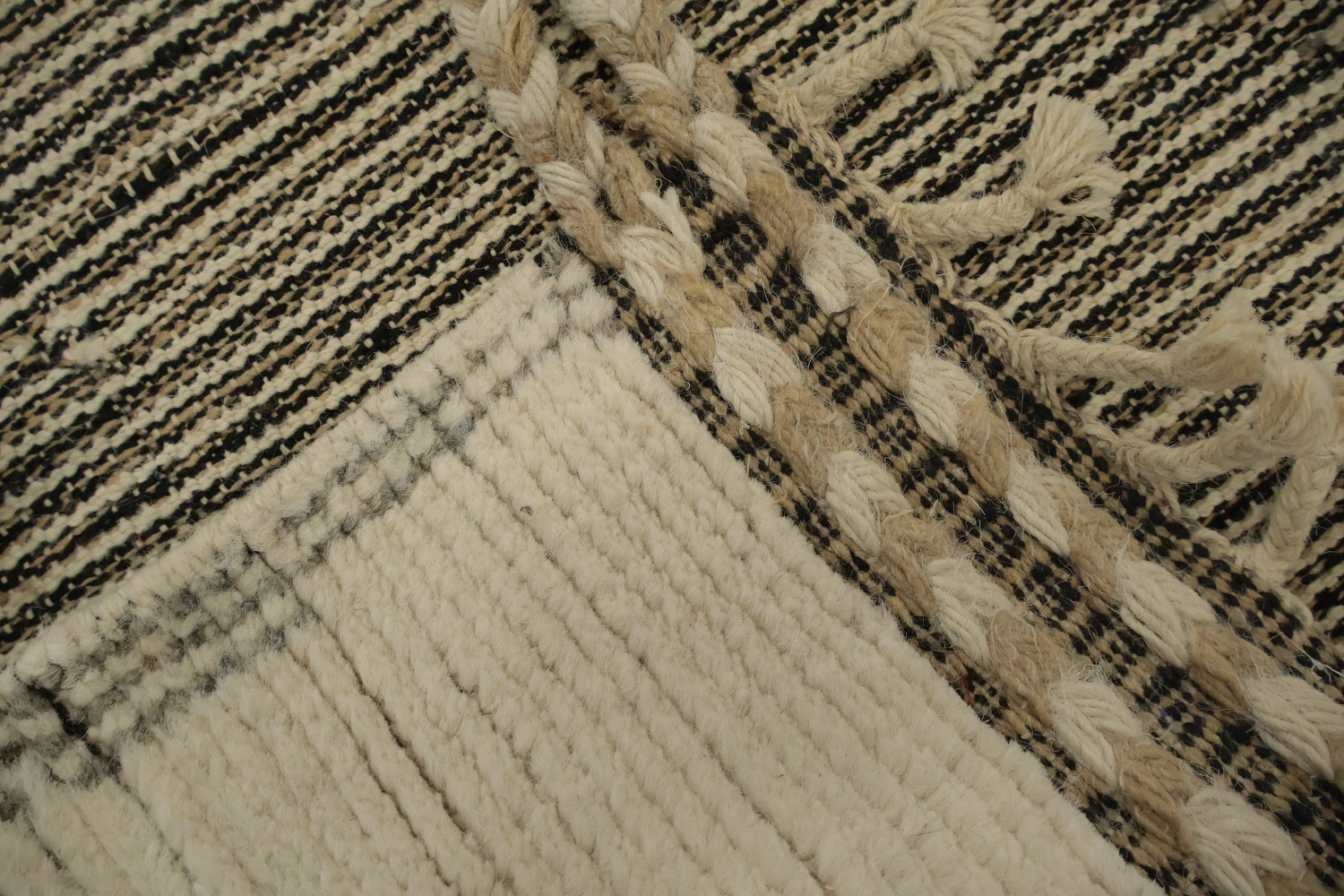 Neutral Tone Moroccan Area Rug 9x13 with Intricate Details