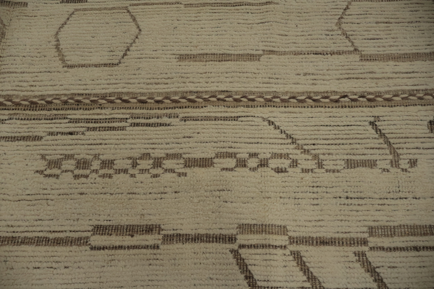 Handmade Wool Ivory Moroccan Large Rug 10x15