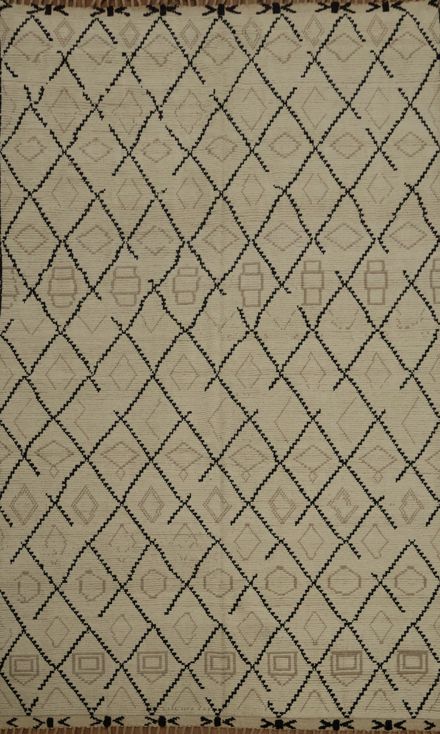 Geometric Elegance Handmade Wool Moroccan Area Rug 8x12