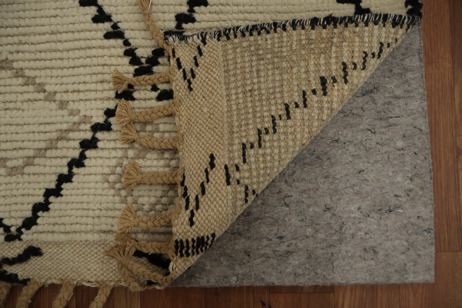Geometric Elegance Handmade Wool Moroccan Area Rug 8x12