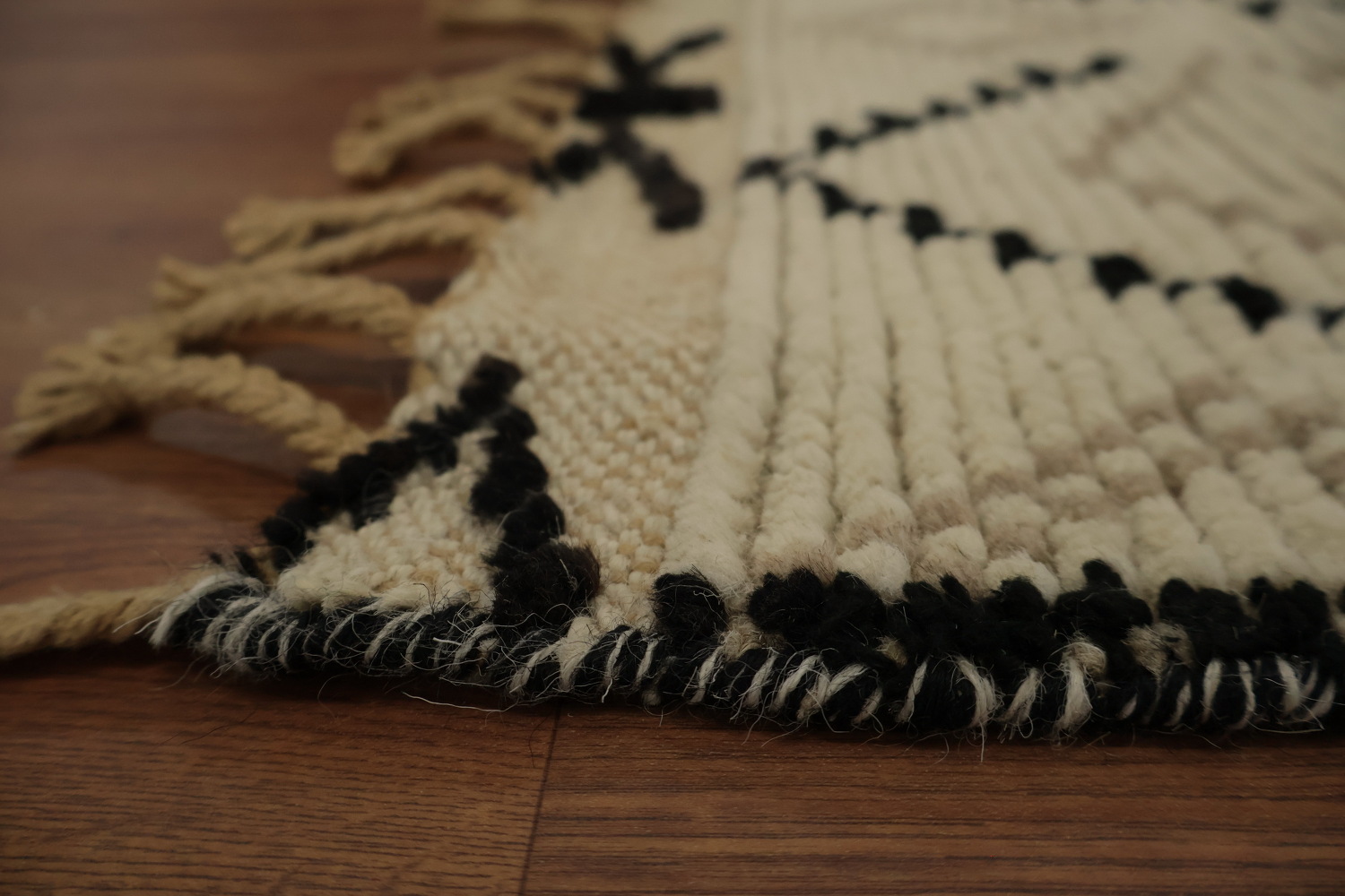 Geometric Elegance Handmade Wool Moroccan Area Rug 8x12