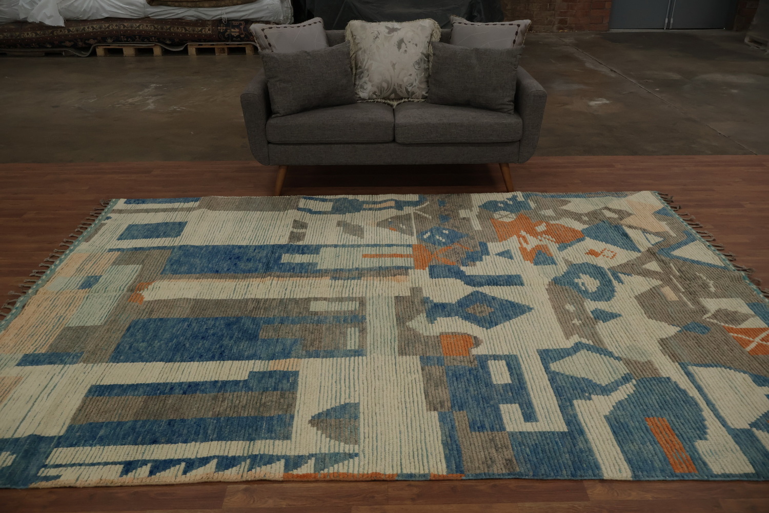 Gorgeous Handcrafted Moroccan Area Rug 7x10 with Abstract Design