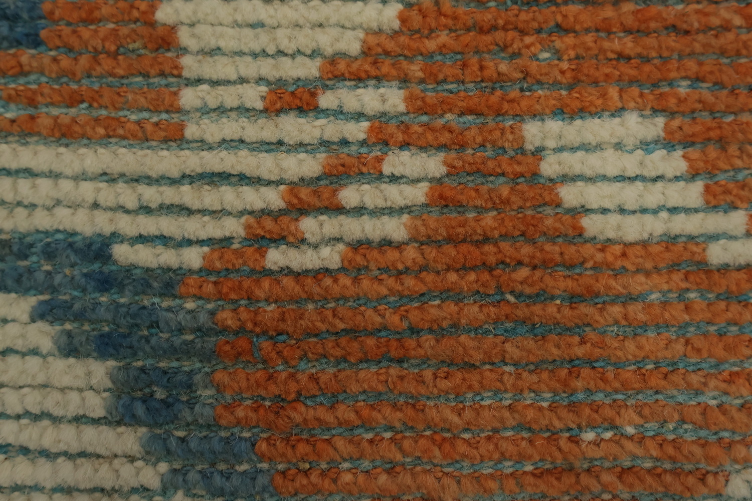 Gorgeous Handcrafted Moroccan Area Rug 7x10 with Abstract Design