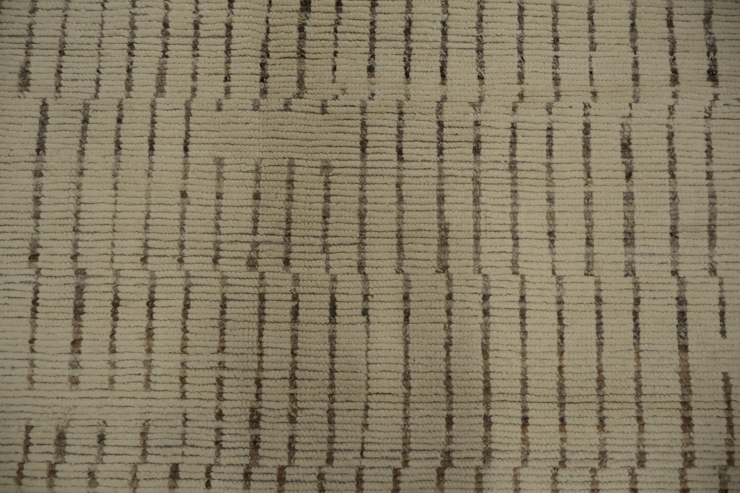 Chic Geometric Moroccan Large Rug 12x19 for Modern Home Interiors