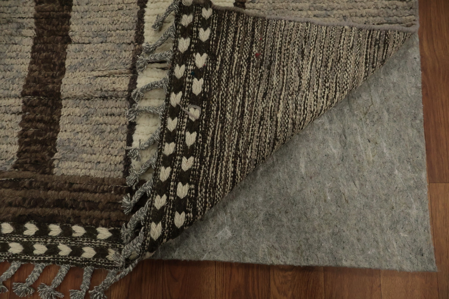 Geometric Moroccan Area Rug 9x12 with Neutral Tones for Modern Spaces