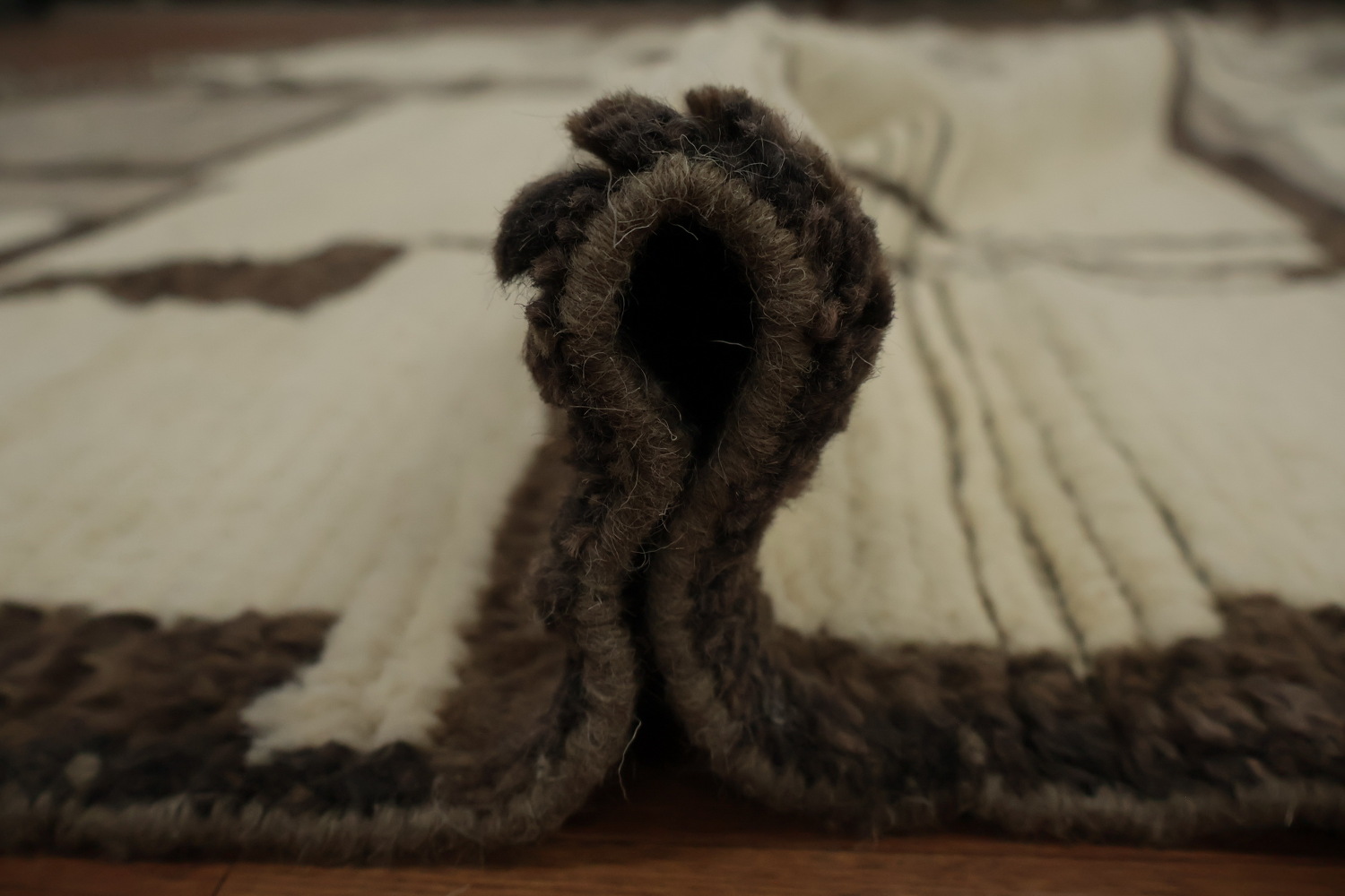 Geometric Moroccan Area Rug 9x12 with Neutral Tones for Modern Spaces