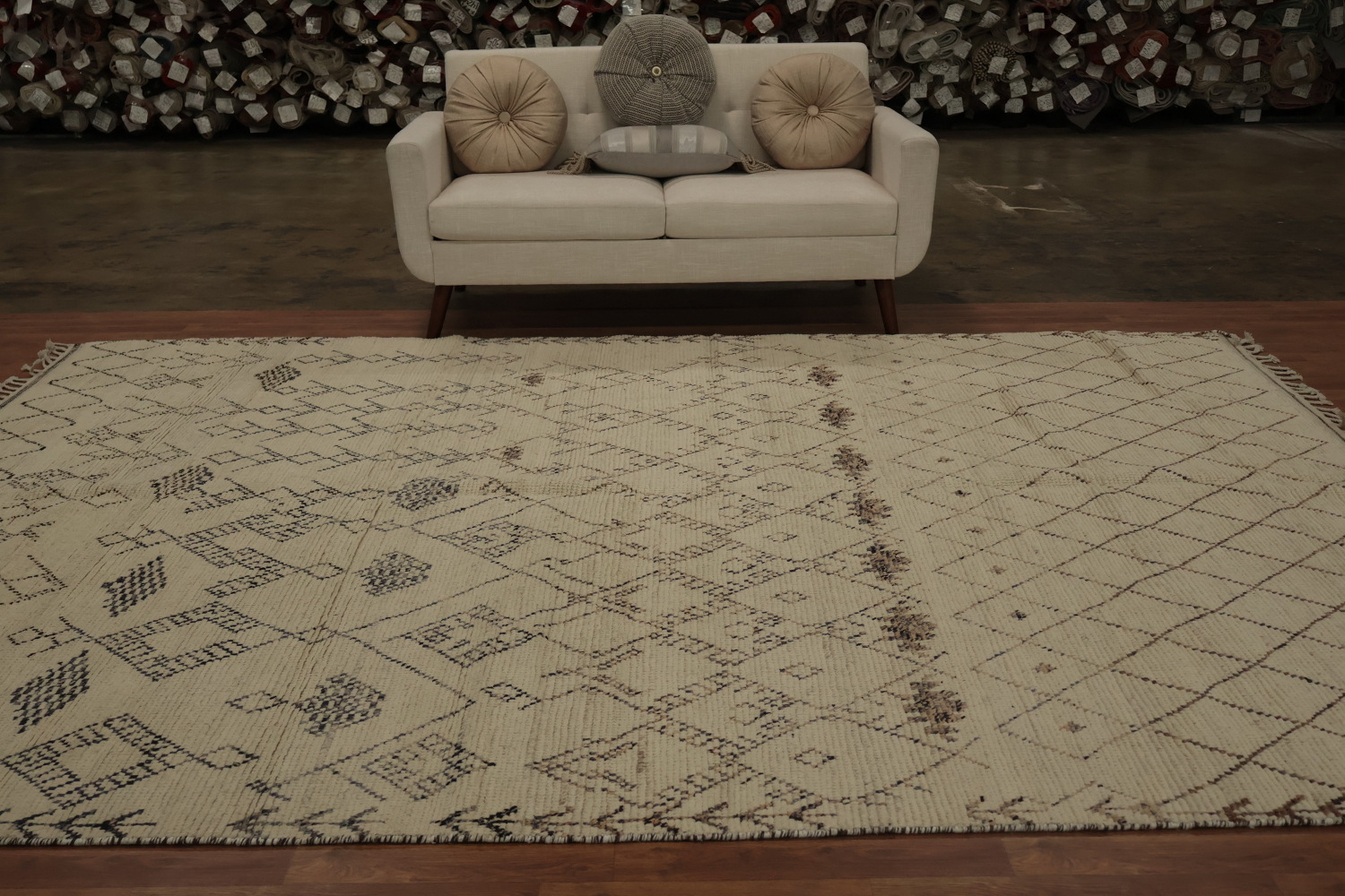Elegant Moroccan Area Rug 8x12 for a Stylish Modern Living Room