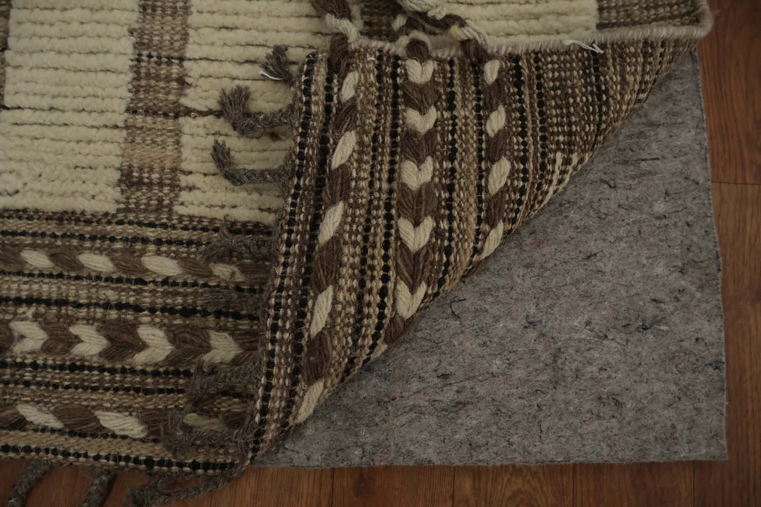 Elegant Geometric Moroccan Large Rug 12x16 for Chic Living Spaces