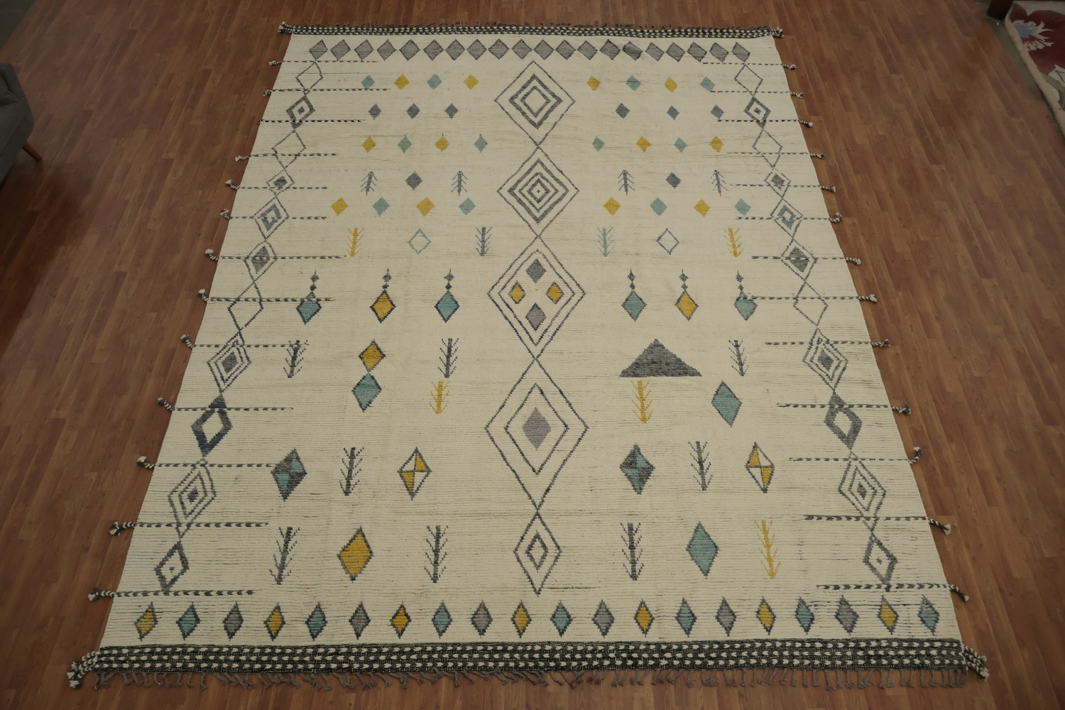Stylish Geometric Moroccan Large Rug 12x16 for Elegant Decor