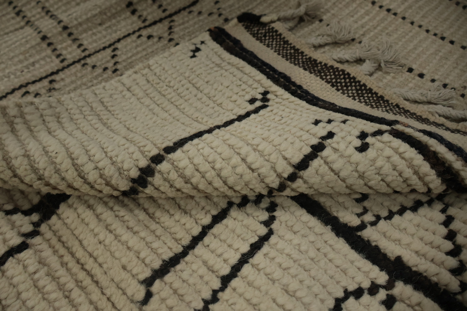 All-Over Ivory Wool Moroccan Oriental Large Rug 10x14