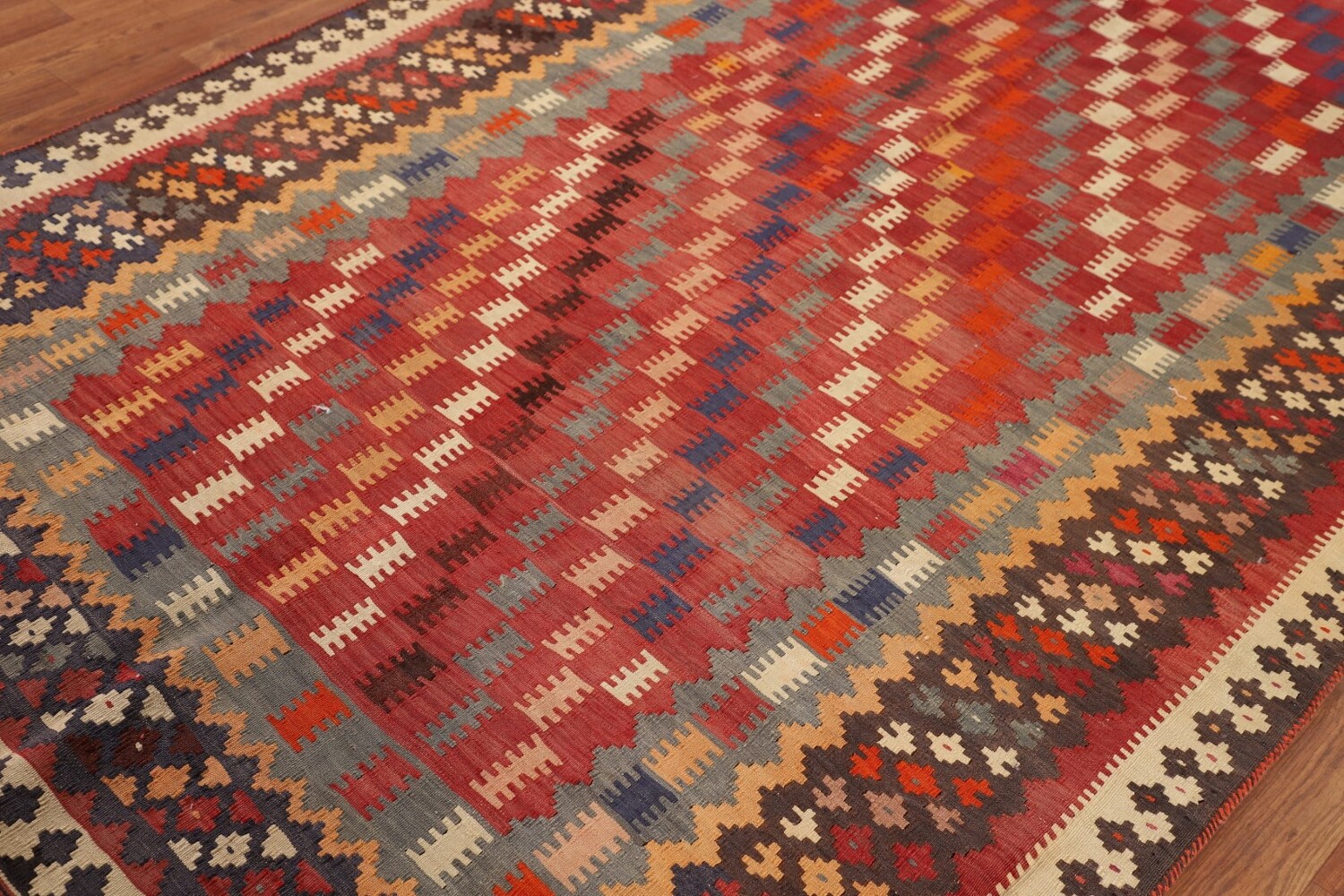 Antique Wool Kilim Qashqai Persian Vegetable Dye Rug 5x10