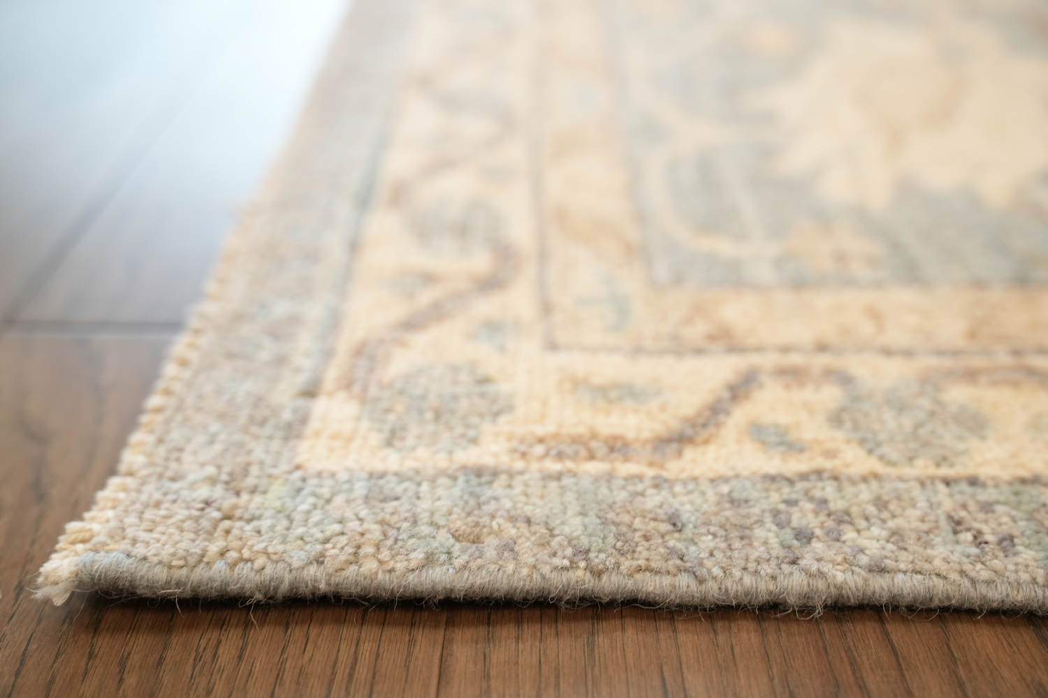 Elegant Silver and Beige Oushak Turkish Vegetable Dye Rug 9x12 ft