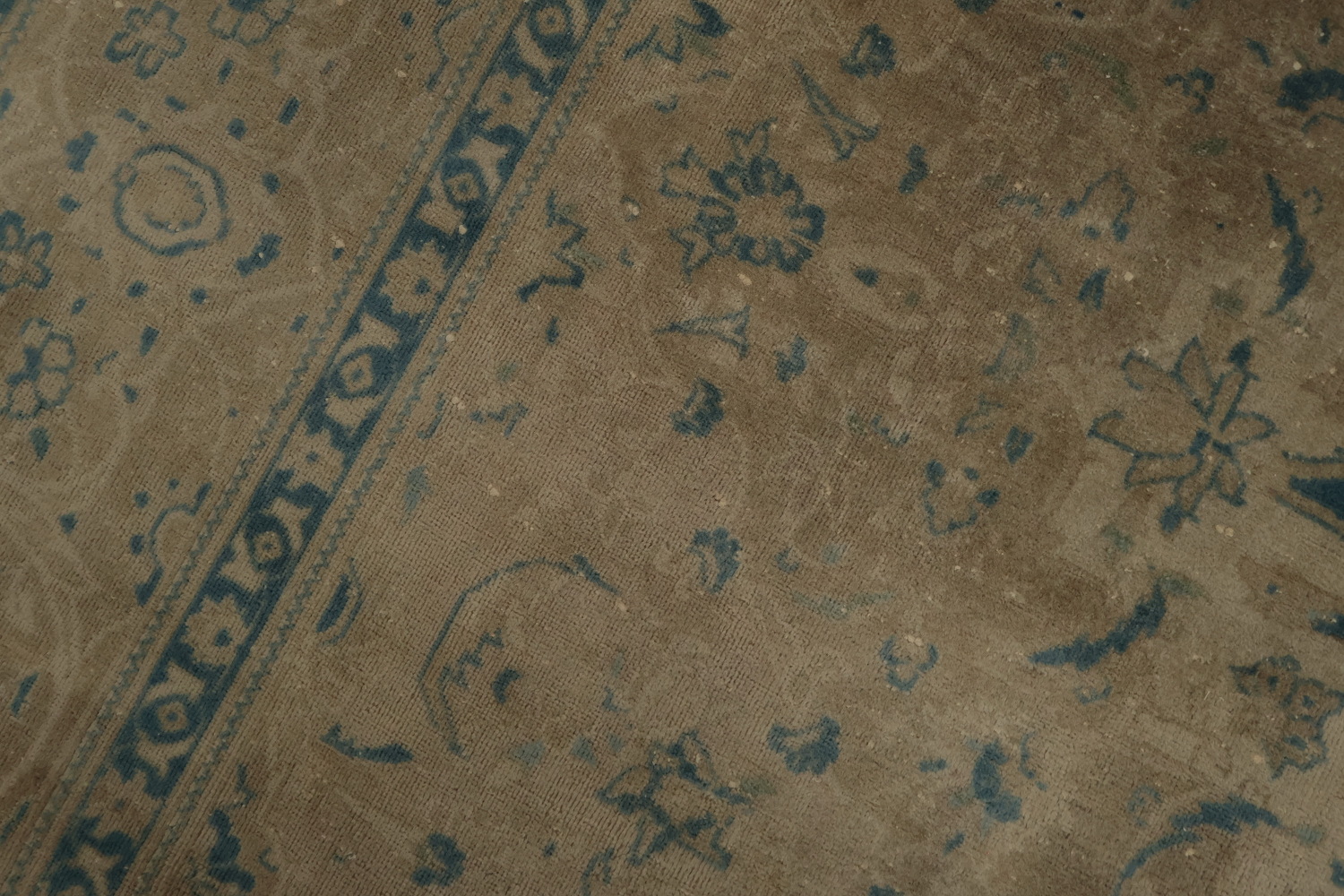 Classic Kashan Persian Area Rug 7x11 in Subtle Blues and Warm Earthy Tones