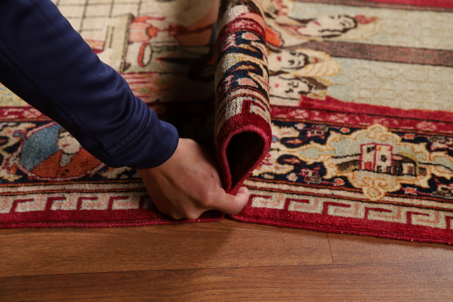 Pre-1900 Antique Wool Pictorial Kashan Persian Rug 4x7