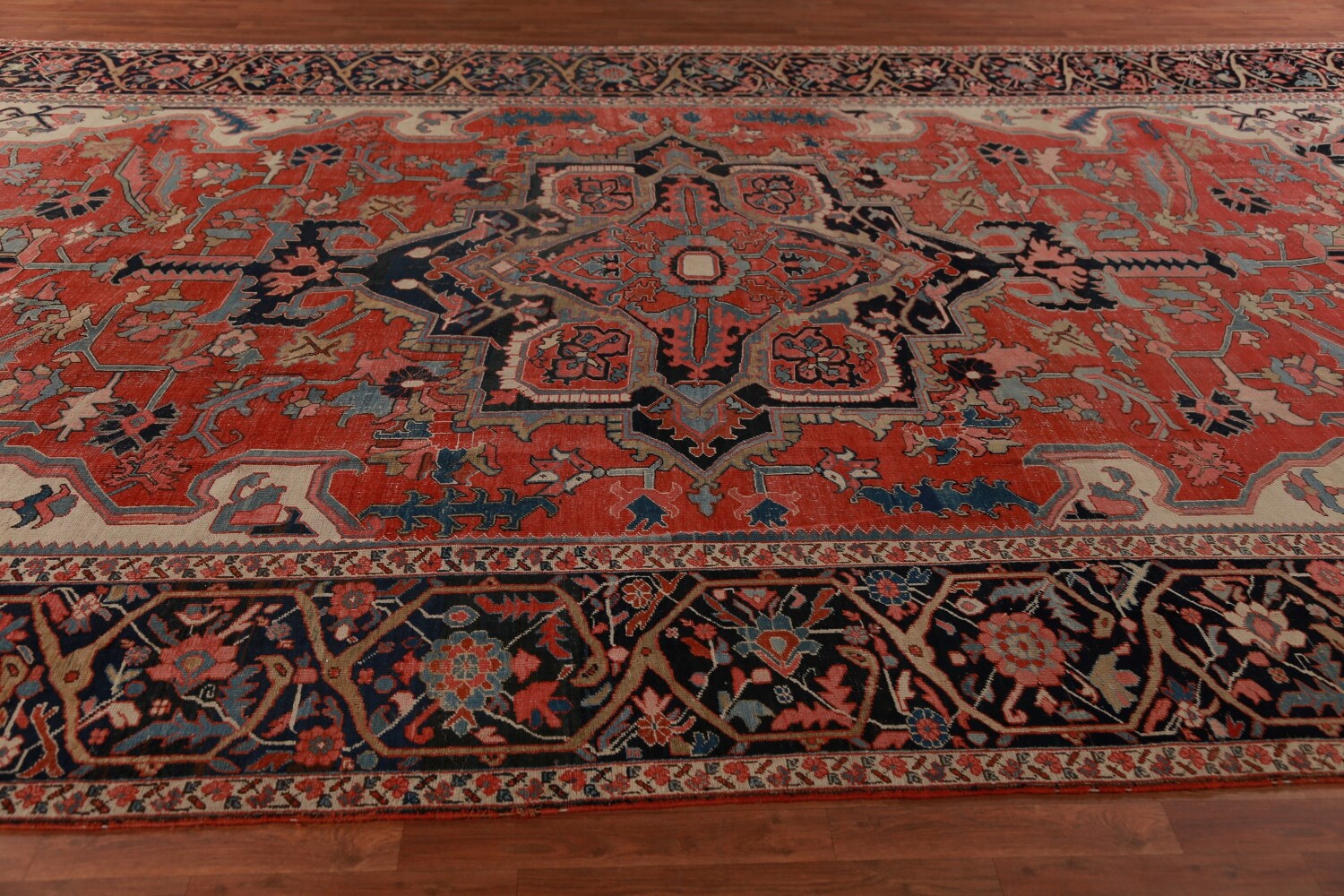 Pre-1900 Vegetable Dye Heriz Serapi Persian Large Rug 11x18