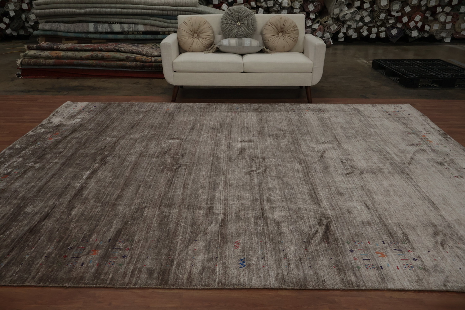 Stylish and Elegant Gabbeh Large Rug Complements Modern Interiors 9x12