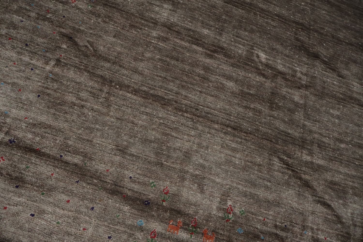 Stylish and Elegant Gabbeh Large Rug Complements Modern Interiors 9x12