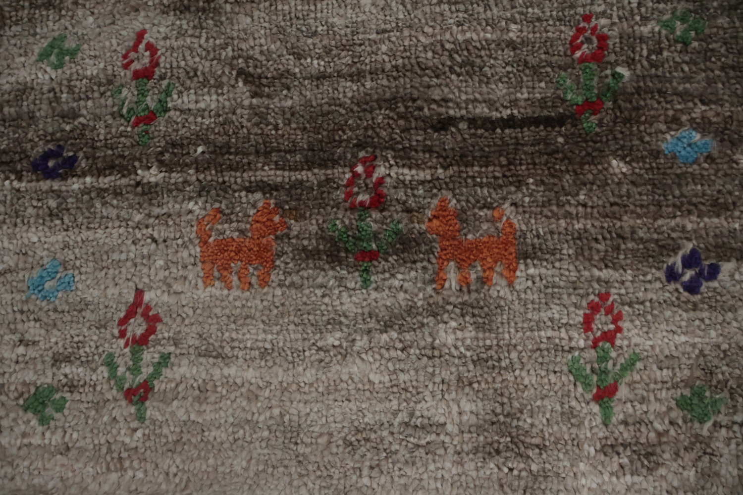 Stylish and Elegant Gabbeh Large Rug Complements Modern Interiors 9x12