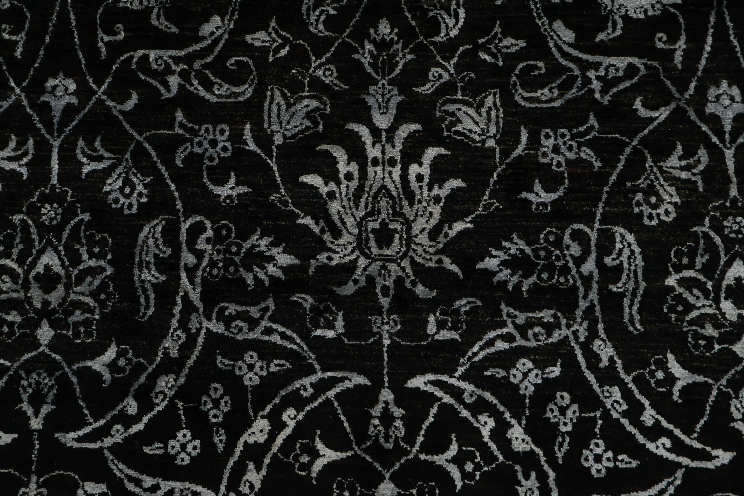 Elegant Black Damask Pattern Art & Craft Area Rug 9x13 for Luxurious Interiors