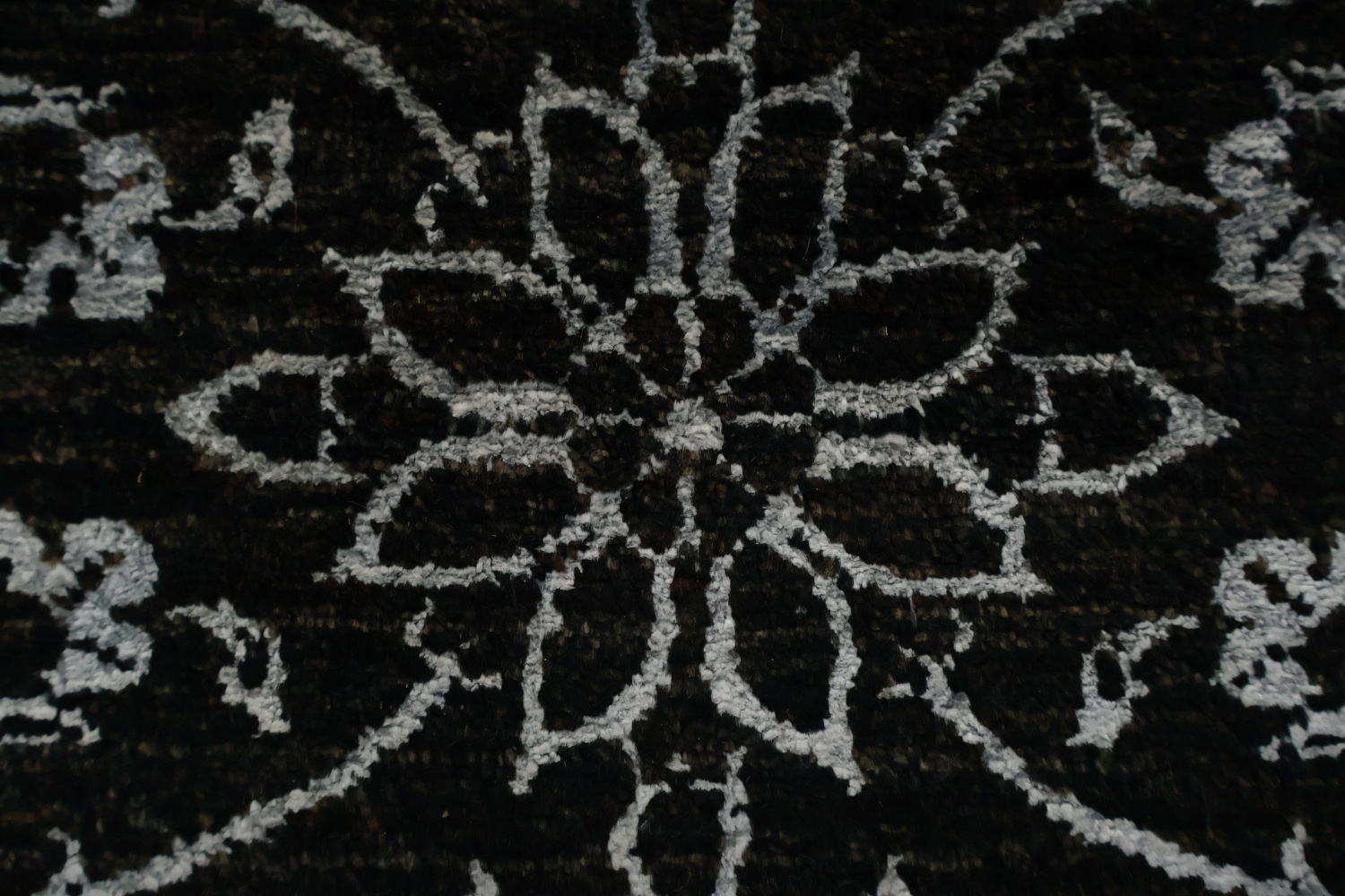 Elegant Black Damask Pattern Art & Craft Area Rug 9x13 for Luxurious Interiors
