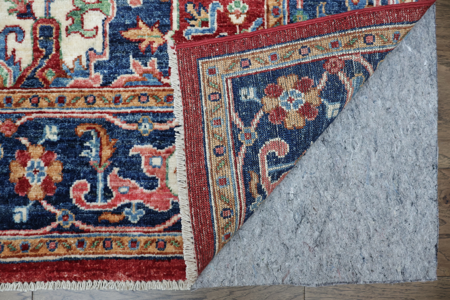 Traditional Red and Blue Heriz Serapi Vegetable Dye Area Rug 6x8