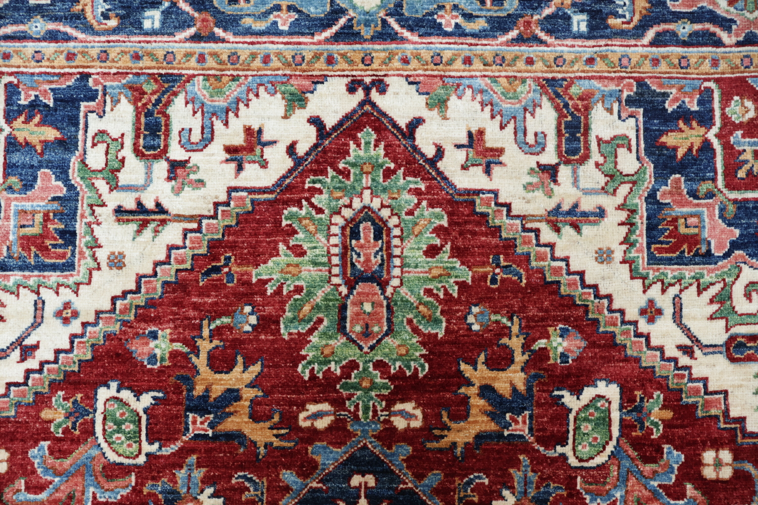 Traditional Red and Blue Heriz Serapi Vegetable Dye Area Rug 6x8