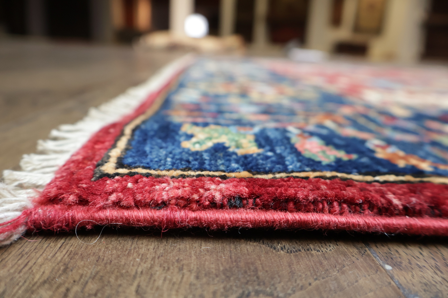 Elegant Red and Blue Botanical Patterned Ziegler Area Rug for Stylish Homes 5x7