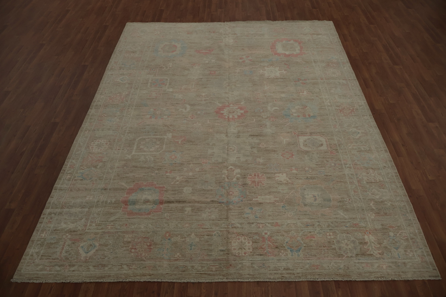 Soft Color Palette Oushak Area Rug 9x12 with Intricate Patterns
