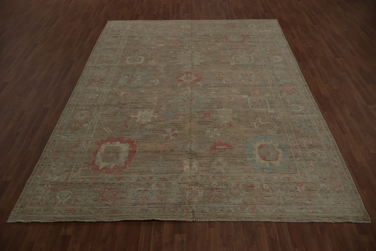 Soft Color Palette Oushak Area Rug 9x12 with Intricate Patterns
