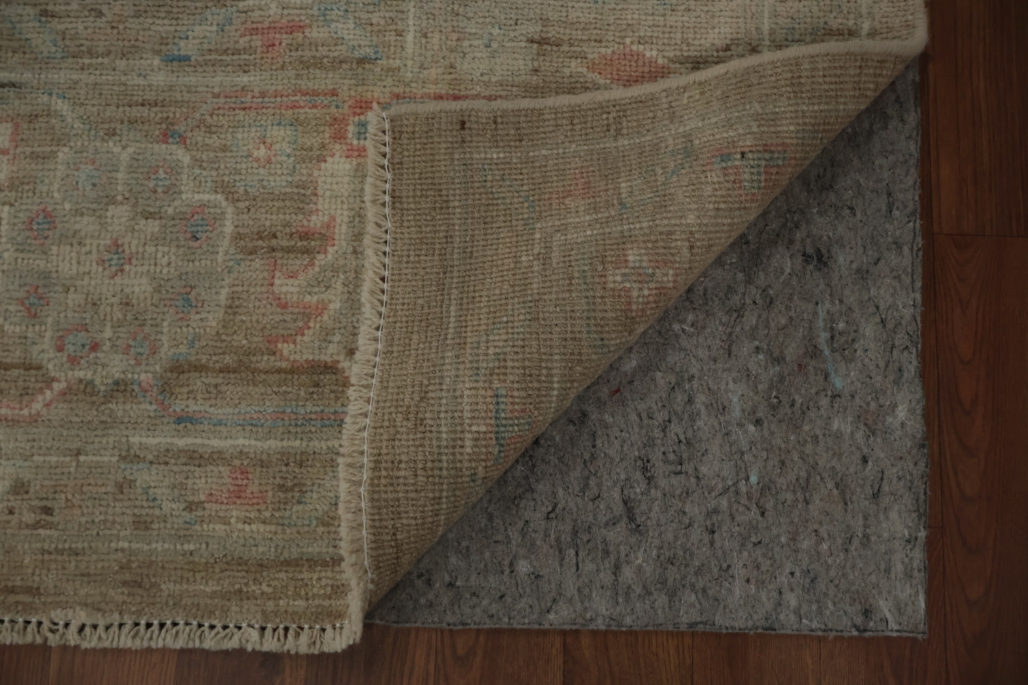 Soft Color Palette Oushak Area Rug 9x12 with Intricate Patterns