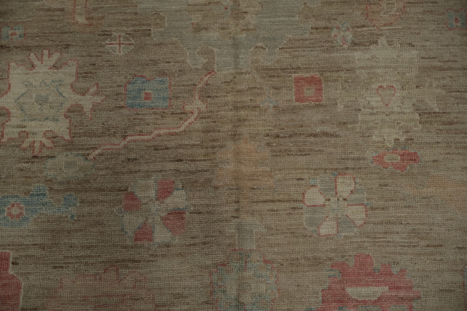 Soft Color Palette Oushak Area Rug 9x12 with Intricate Patterns