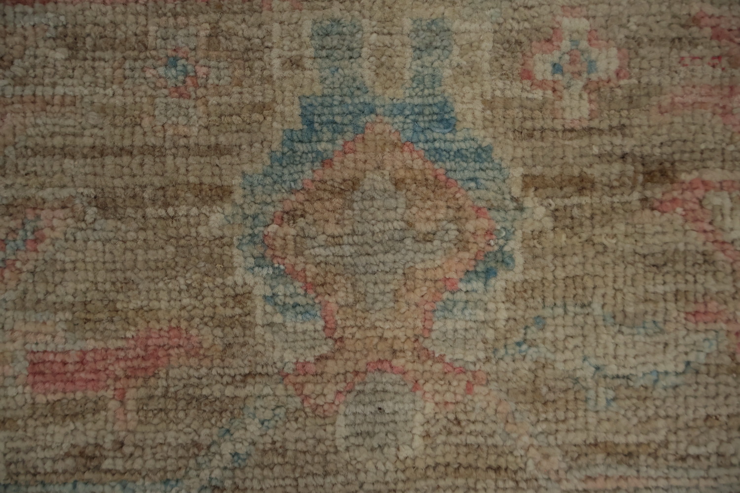Soft Color Palette Oushak Area Rug 9x12 with Intricate Patterns