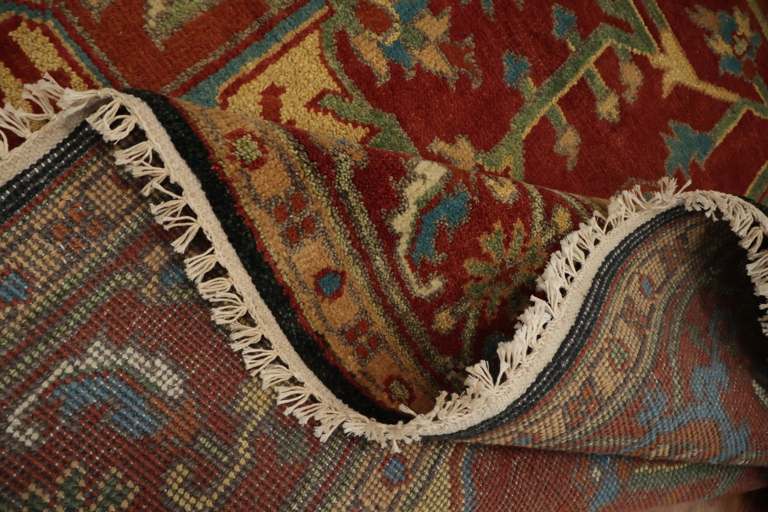 Vintage Inspired Heriz Serapi Area Rug with Rich Colors and Design 9x12