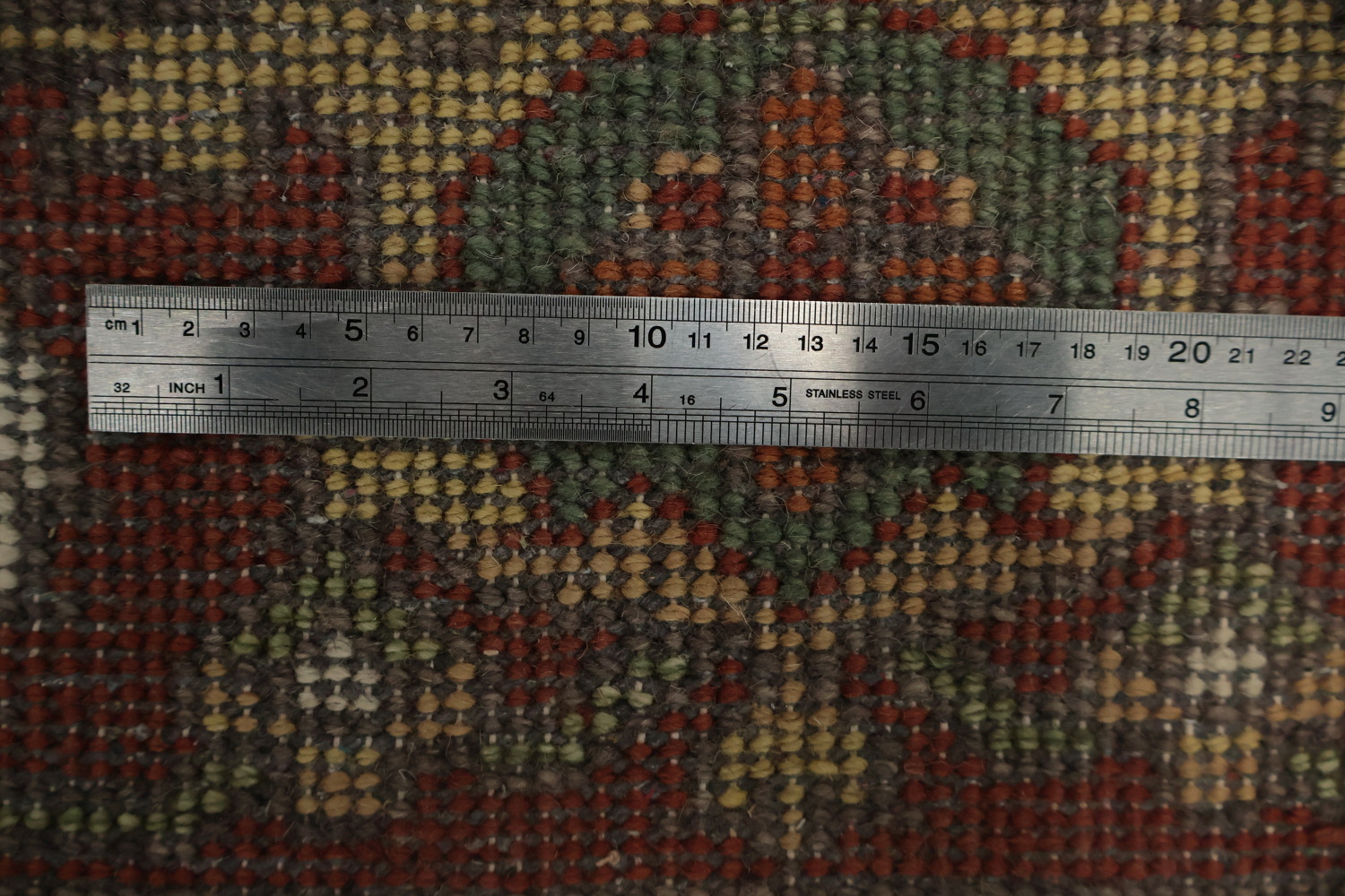 Vintage Inspired Heriz Serapi Area Rug with Rich Colors and Design 9x12